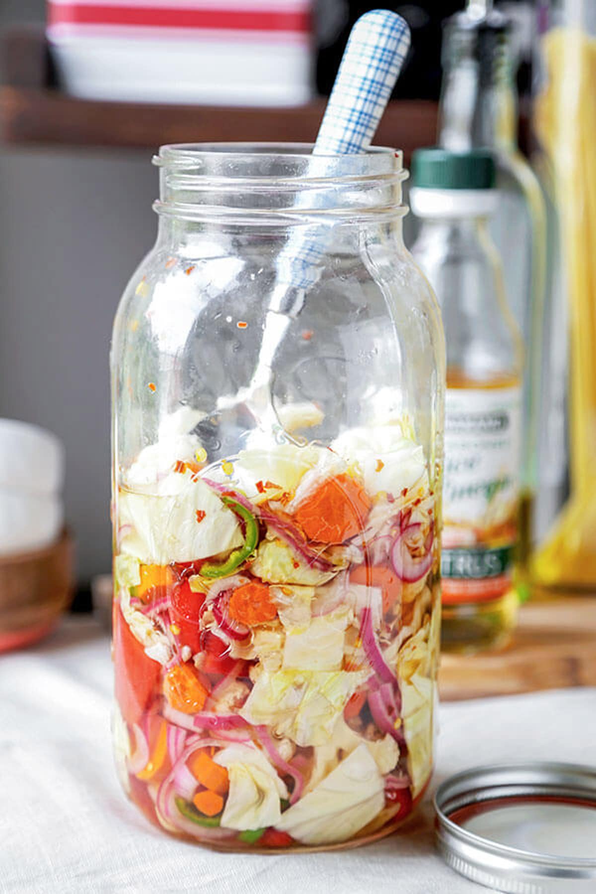 spicy pickled vegetables